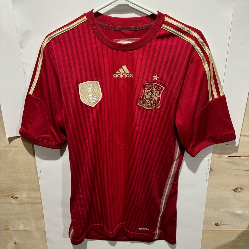 Adidas Spain Team 2010 FIFA World Champions Men’s Jersey Soccer Size M